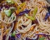 A picture of step 5 of Chicken Chowmein.