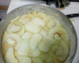 Foto del paso 5 de la receta: Torta húmeda de manzana y peras
