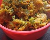 बेसन पेरून कांदा पात भाजी (Besan Perun Kanda Paat Bhaji Recipe In Marathi) रेसिपी स्टेप 3 फोटो 
