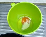 Foto langkah ke 5 dari resep Sosis Gulung Mie Telur.