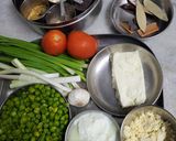A picture of step 1 of Tiranga Sabzi-Green Chana Paneer Sabzi(Kathiawadi style).