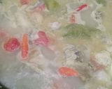 Foto langkah ke 3 dari resep 61. Kuah Asam Manis Pedas Tetelan Ayam.