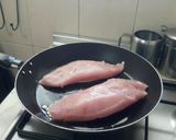 Foto del paso 2 de la receta: Solomillo de pavo en salsa de vino dulce