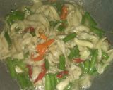 Foto langkah ke 6 dari resep Tumis JaBun (Jamur&Buncis).