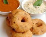 મેંદુ વડા(menduvada recipe in gujarati) રેસીપી સ્ટેપ4ફોટો