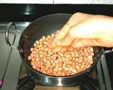 A picture of step 2 of Peanut disco salad.