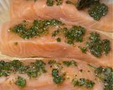 Hình bước làm 3 của món Cá hồi nướng rosemary và thyme