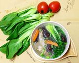 Hình bước làm 3 của món Canh Cải Thìa Nấu Cánh Gà