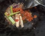 Foto langkah ke 2 dari resep Ayam Suwir Isian Panada.