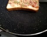A picture of step 4 of Rock Toast.