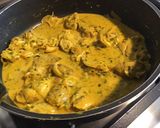 Une image de l'étape 8 de Sot l’y laisse aux girolles,oignon de roscoff et crème de curcuma.