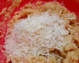 Foto langkah ke 3 dari resep Palm Cheese Cookies.