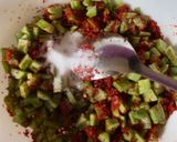 A picture of step 1 of Runner bean pickle.