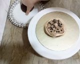 A picture of step 2 of New Year Mini Cake 2023.
