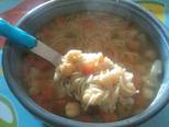Foto del paso 7 de la receta Sopa de garbanzos y fideos con verduras (sin sal)