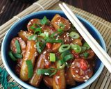 Foto langkah ke 5 dari resep Tteokbokki Sosis saus Gochujang Pedas.
