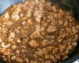 A picture of step 2 of Mabo tofu.