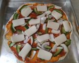 Foto langkah ke 4 dari resep Quick and Easy Pizza.