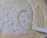 Foto del paso 2 de la receta: Bizcochuelo base, alto y espojoso