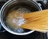 Foto langkah ke 1 dari resep Spaghetti Carbonara.