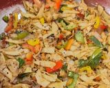 A picture of step 4 of Leftover Roti Noodles.