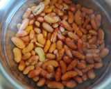 A picture of step 1 of Rajma curry.