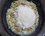 हलवा दुधी भोपळ्ाचा (dudhi bhoplyacha halwa recipe in marathi) रेसिपी स्टेप 4 फोटो 
