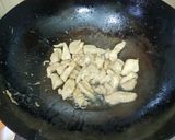 A picture of step 2 of Chicken vegetable stir fry.