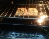 A picture of step 3 of Garlic bread.
