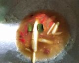 Foto langkah ke 3 dari resep Udang Goreng Saos Pedas.