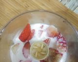 A picture of step 1 of Strawberry Milkshake.