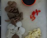 Foto langkah ke 1 dari resep Mie Lebar Goreng.