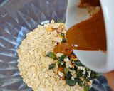 Hình bước làm 4 của món Cách làm Granola siêu ngon siêu dễ tại nhà