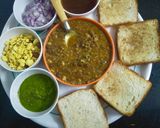 A picture of step 1 of Mix sprouts Misal paav or mix sprouts misal with bread.