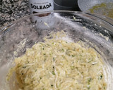 Foto del paso 3 de la receta: Hamburguesas de calabacín y queso