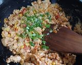 Foto langkah ke 4 dari resep Fan Qie Chao Dan (Orek Telur dan Tomat) dengan Jagung.