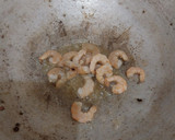 Foto langkah ke 1 dari resep Semur Tempe Tahu Udang Bumbu Bali.