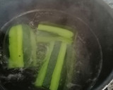 Foto del paso 4 de la receta: Troncos de calabacín rellenos de atún y langostinos