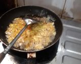 Foto langkah ke 2 dari resep Mie Goreng Brokoli.