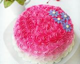 Foto langkah ke 6 dari resep Pink Ombre Mille Crepes.