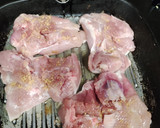 Foto del paso 1 de la receta: Contramuslos de pollo con jengibre y limón