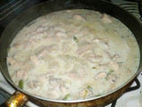 Pasta con Pollo en Salsa Blanca