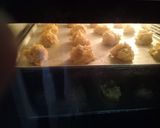 Foto langkah ke 4 dari resep Cheese cornflake Cookies.