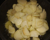 Foto del paso 1 de la receta: Revuelto de patata y calabacín