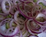 عکس مرحله 3 از دستور سالاد خیار و پیاز