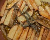 A picture of step 4 of Fried potatoes - garlic, rosemary, thyme.