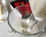 Foto del paso 2 de la receta: Milhojas de fresas con masa filo