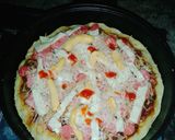 Foto langkah ke 7 dari resep Pizza Teflon Saus Barbeque Simple Enak.