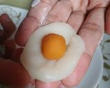 Foto langkah ke 3 dari resep Moci Isi Ubi.