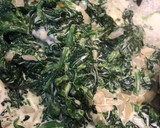 Foto del paso 2 de la receta: Hojaldre de Espinacas y Quesos